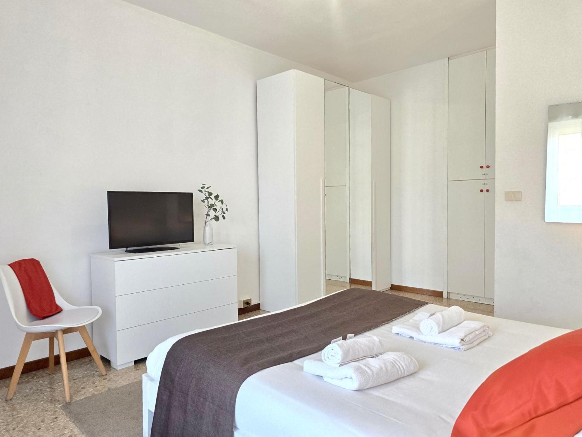 Casa Relax Con Parcheggio E Metro Lejlighed